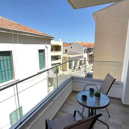 Le Voyageur Ii Apartment Larnaka