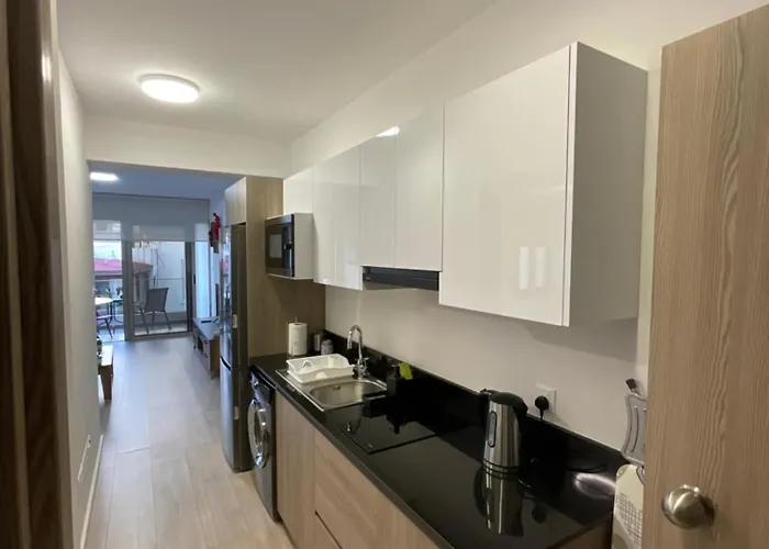 Le Voyageur Ii Larnaca